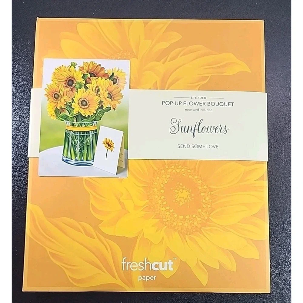 Pop Up Flower Bouquet Life Size English Daffodils Card Included‎ Freshcut Paper